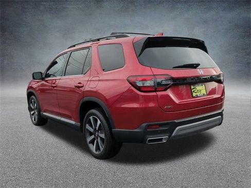 Used 2023 Honda Pilot Elite image 7