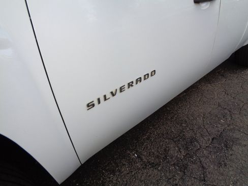 Used 2012 Chevrolet Silverado 1500 W/T image 10