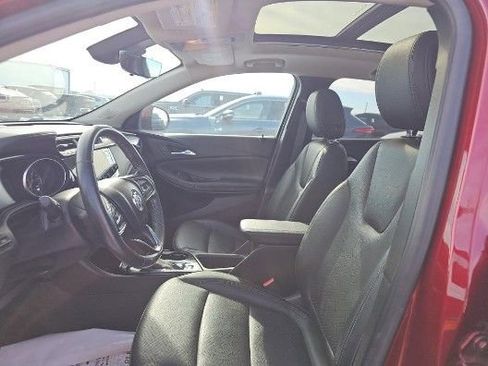 Used 2022 Buick Encore GX Essence w/ Advanced Technology Package image 3