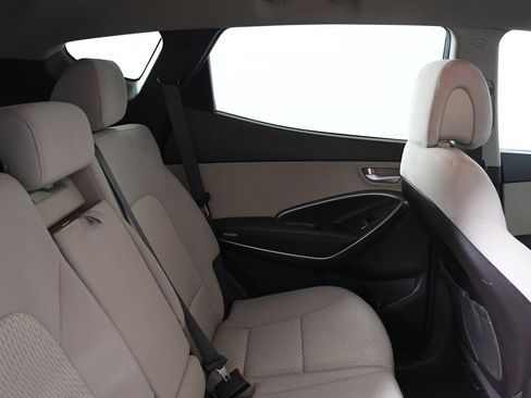 Used 2017 Hyundai Santa Fe Sport image 23