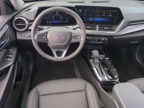 New 2026 Chevrolet Trax ACTIV w/ Sunroof Package FWD image 20