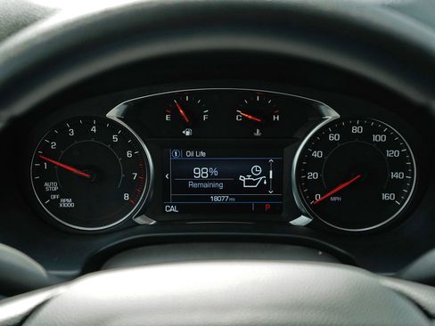 Used 2023 GMC Acadia SLE w/ Driver Convenience Package FWD image 15