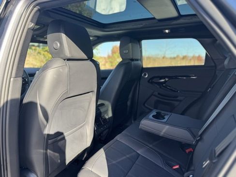 Used 2026 Land Rover Range Rover Evoque S image 12
