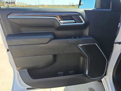 Used 2025 Chevrolet Silverado 1500 RST AWD/4WD image 21