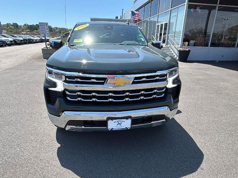 Used 2025 Chevrolet Silverado 1500 LTZ w/ LTZ Premium Package AWD/4WD image 2