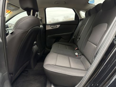 Used 2022 Kia Forte LXS w/ LXS Technology Package image 29