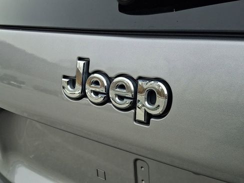 Used 2020 Jeep Cherokee Latitude image 29