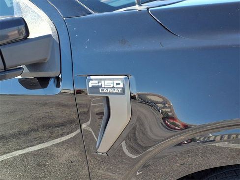 Used 2021 Ford F150 Lariat w/ Equipment Group 502A High image 11