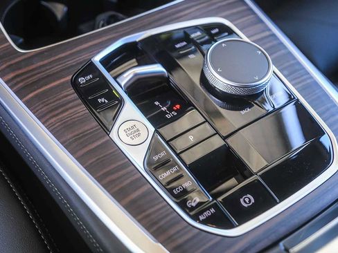 New 2026 BMW X5 M60i w/ Climate Comfort Package image 16