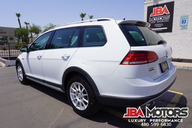 Used 2019 Volkswagen Golf Alltrack S AWD/4WD image 4