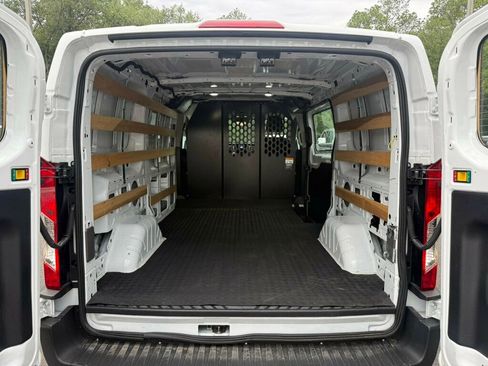 Used 2025 Ford Transit 250 Low Roof w/ Exterior Upgrade Package RWD image 7