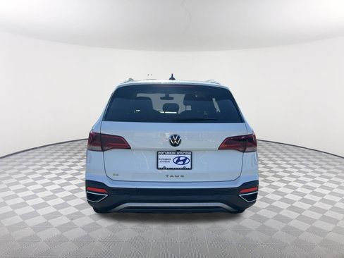 Used 2022 Volkswagen Taos SE image 8