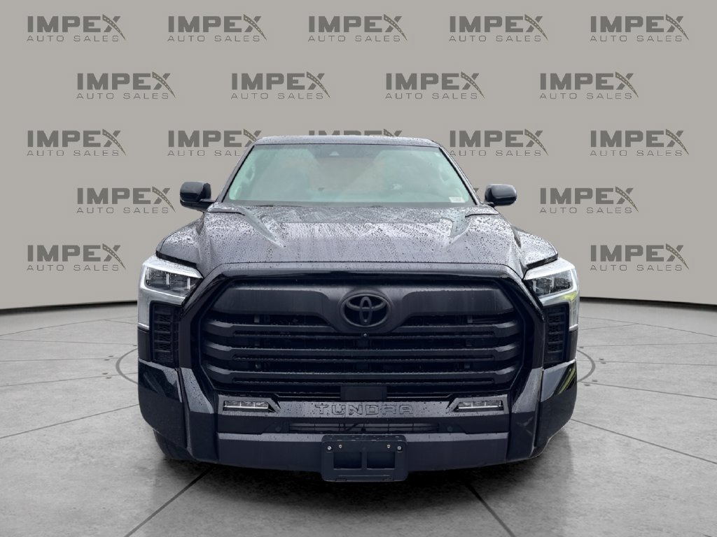 Used 2024 Toyota Tundra Limited AWD/4WD image 8