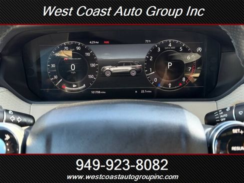 Used 2018 Land Rover Range Rover Velar R-Dynamic SE AWD/4WD image 22