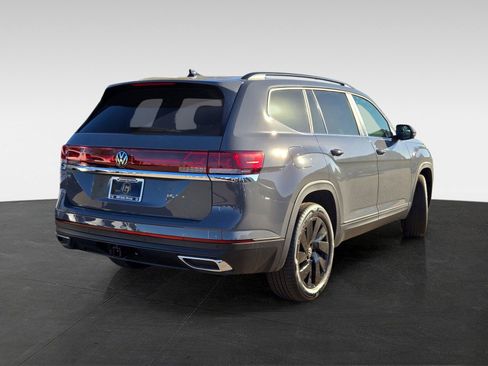 New 2026 Volkswagen Atlas SE image 4