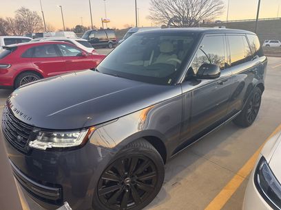 Used 2025 Land Rover Range Rover SE