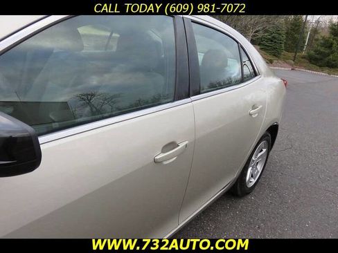 Used 2015 Chevrolet Malibu LS image 24