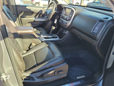 Used 2018 Chevrolet Colorado ZR2 image 16