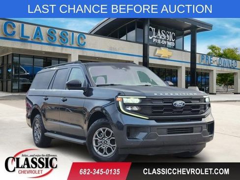 Used 2025 Ford Expedition Max Active image 1