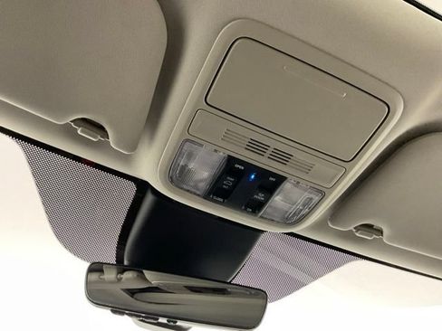 Used 2025 Honda Odyssey EX-L image 32