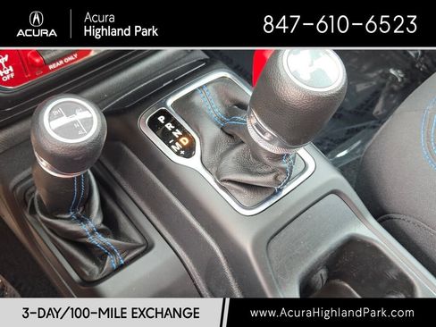 Used 2022 Jeep Wrangler Unlimited Rubicon 4xe w/ Cold Weather Group AWD/4WD image 32