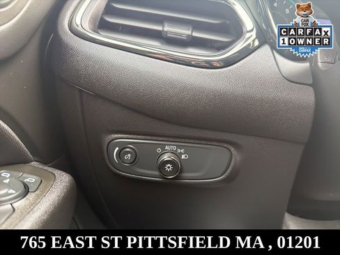 Used 2024 Chevrolet Equinox RS w/ RS Leather Package image 28