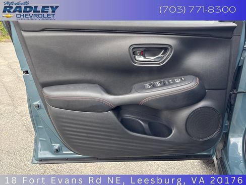 Used 2024 Honda HR-V Sport image 12