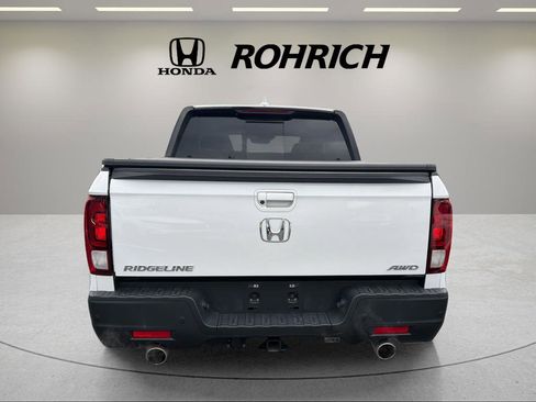 Used 2021 Honda Ridgeline Black Edition image 6