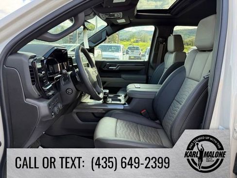 New 2026 Chevrolet Silverado 1500 ZR2 w/ Dark Appearance Package AWD/4WD image 18