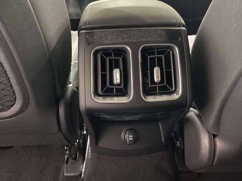 New 2026 Kia Sorento LX FWD image 12