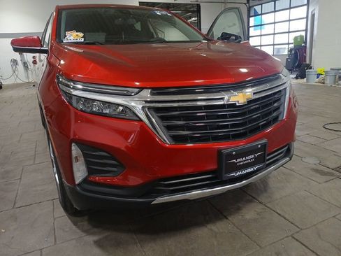 Used 2023 Chevrolet Equinox LT image 6