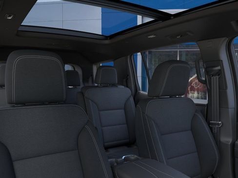 New 2026 Chevrolet Traverse LT w/ Sun and Wheel Package AWD/4WD image 24