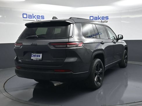 Used 2022 Jeep Grand Cherokee L Limited w/ Luxury Tech Group II AWD/4WD image 7