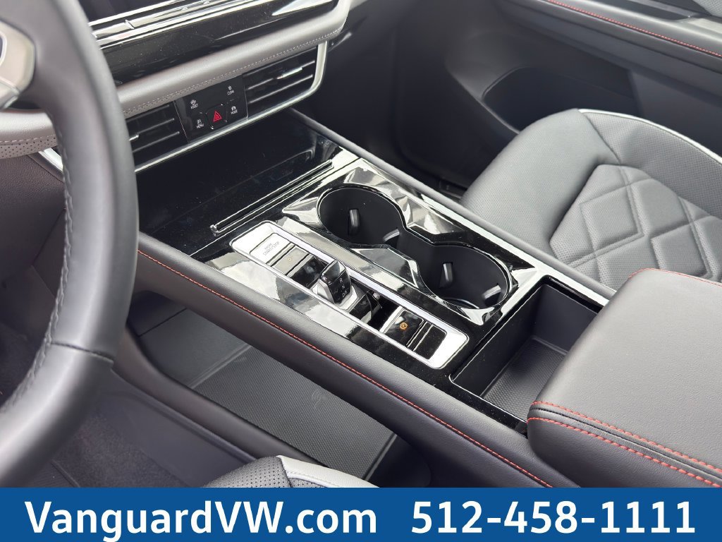 New 2026 Volkswagen Atlas Peak Edition AWD/4WD image 14