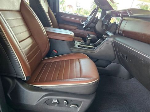 Certified 2025 GMC Sierra 1500 Denali Ultimate image 22