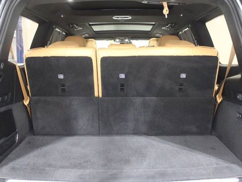 Used 2022 Jeep Grand Wagoneer Series III image 13