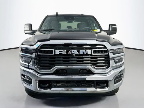 Used 2026 RAM 2500 Big Horn AWD/4WD image 2