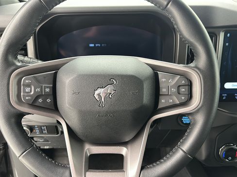 Used 2025 Ford Bronco Big Bend AWD/4WD image 16