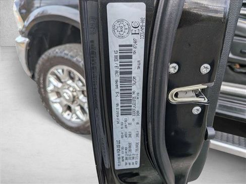 Used 2018 RAM 3500 Limited image 24