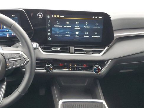 Certified 2025 Chevrolet Equinox LT image 13