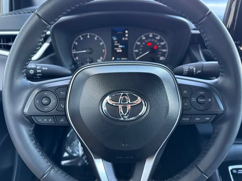 Certified 2025 Toyota Corolla SE FWD image 22