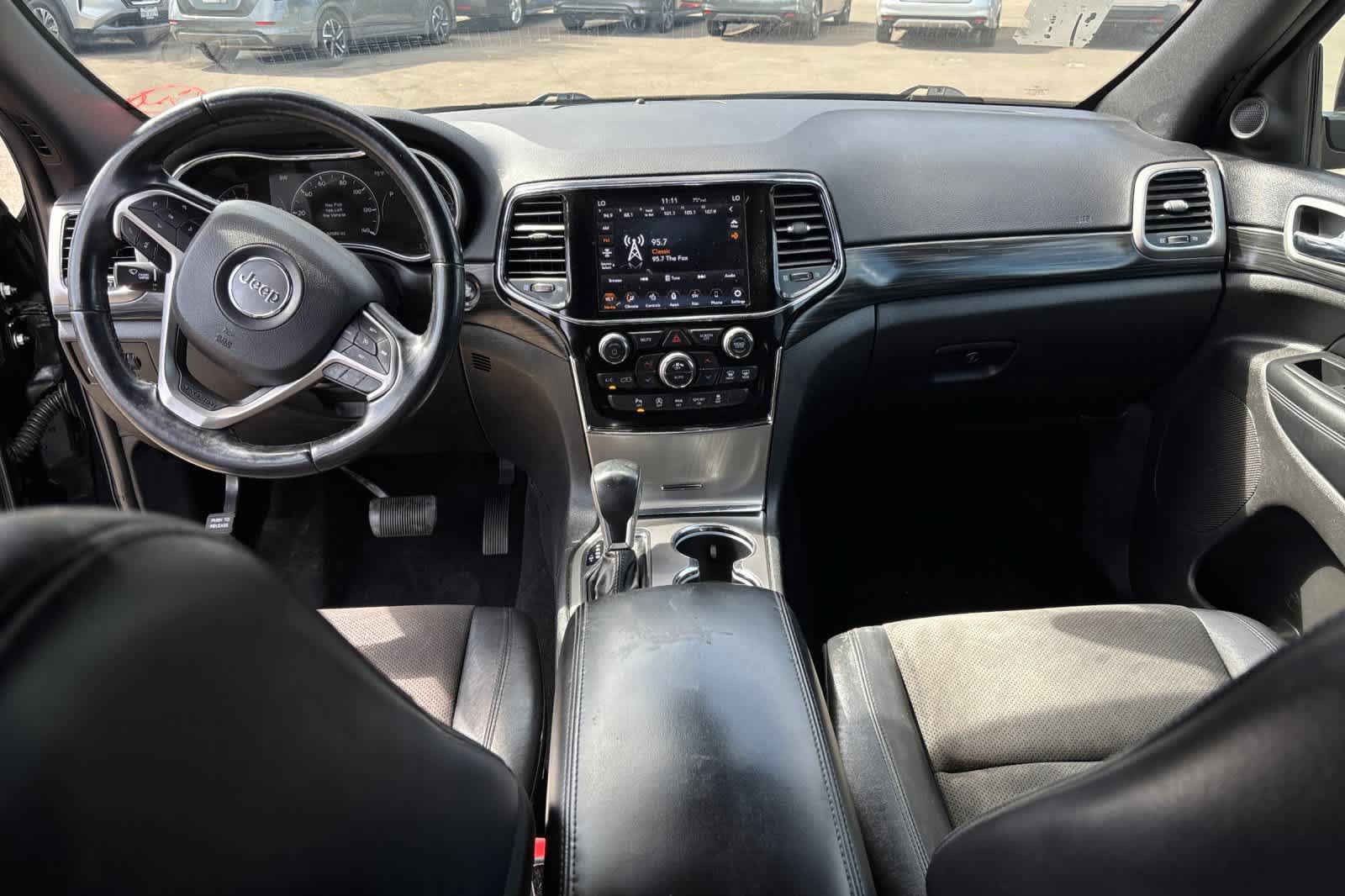 Used 2020 Jeep Grand Cherokee Altitude AWD/4WD image 6