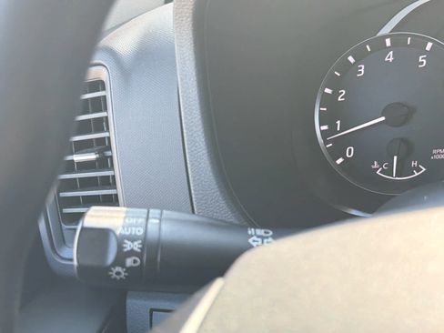 Used 2023 Nissan Frontier S w/ Technology Package image 25