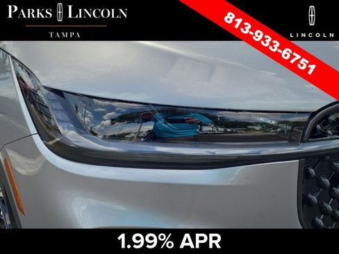 Certified 2025 Lincoln Nautilus Premier w/ Jet Appearance Package AWD/4WD image 6