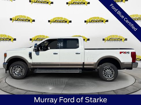 Certified 2022 Ford F350 Lariat w/ Chrome Package AWD/4WD image 3