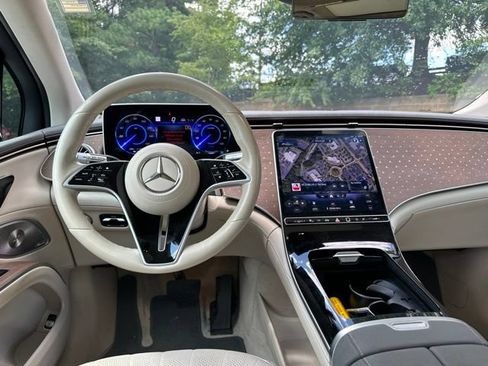 Certified 2023 Mercedes-Benz EQS 450+ SUV image 11