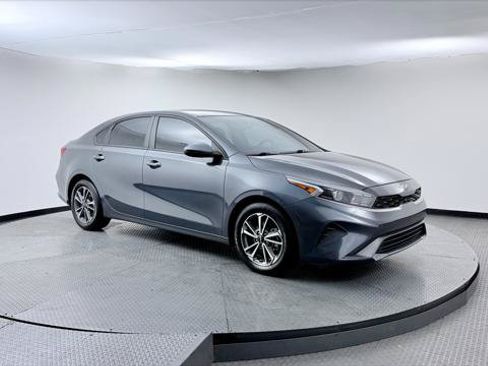 Used 2023 Kia Forte LXS FWD image 11