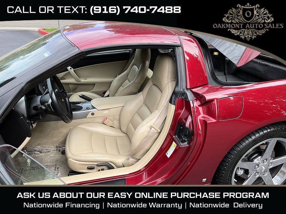 Used 2006 Chevrolet Corvette Coupe w/ Preferred Equipment Group RWD image 16