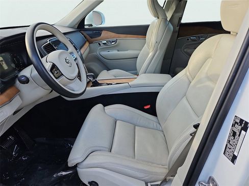 Used 2019 Volvo XC90 T6 Inscription w/ Advanced Package image 34