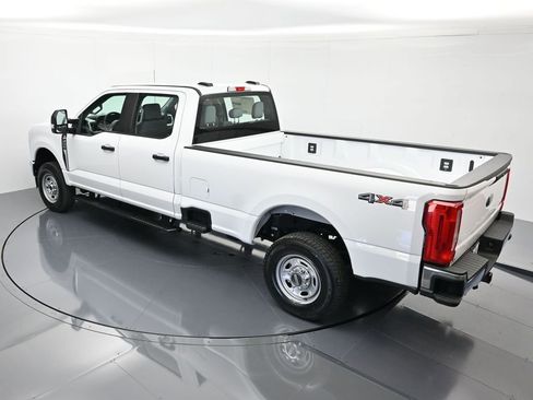 New 2026 Ford F250 XL w/ XL Chrome Package AWD/4WD image 34
